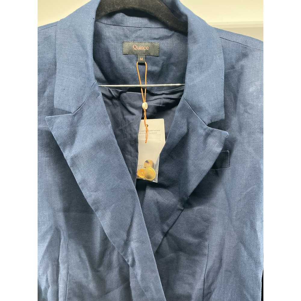 100% European Linen Relaxed Double-Breasted Blazer - Picture 3 of 3